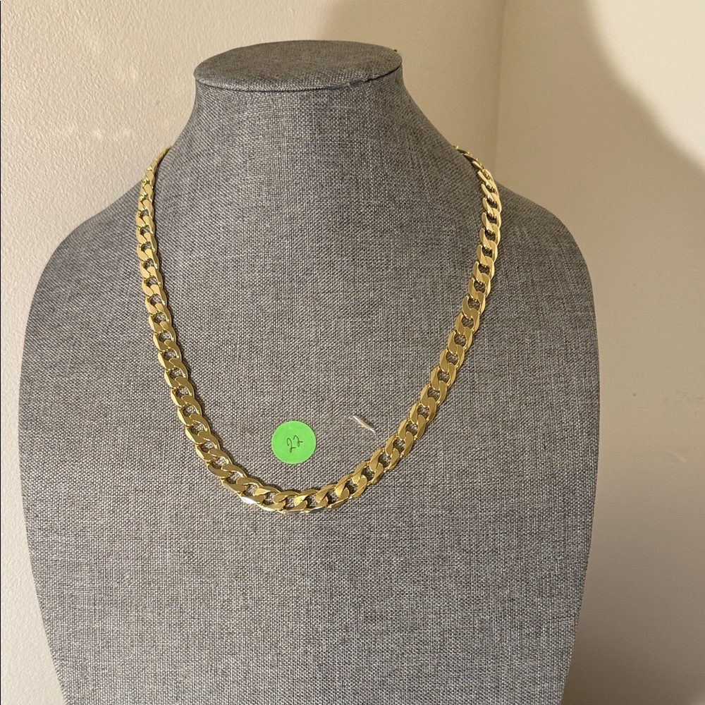 Classic Gold Chain Necklace